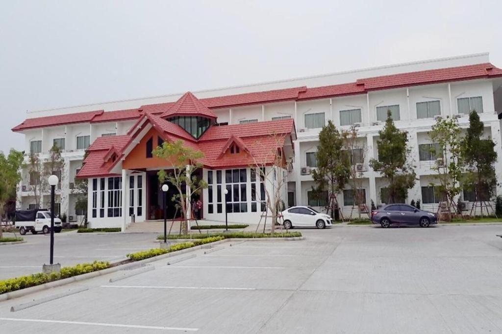 Silayok Grand Hotel Так Экстерьер фото
